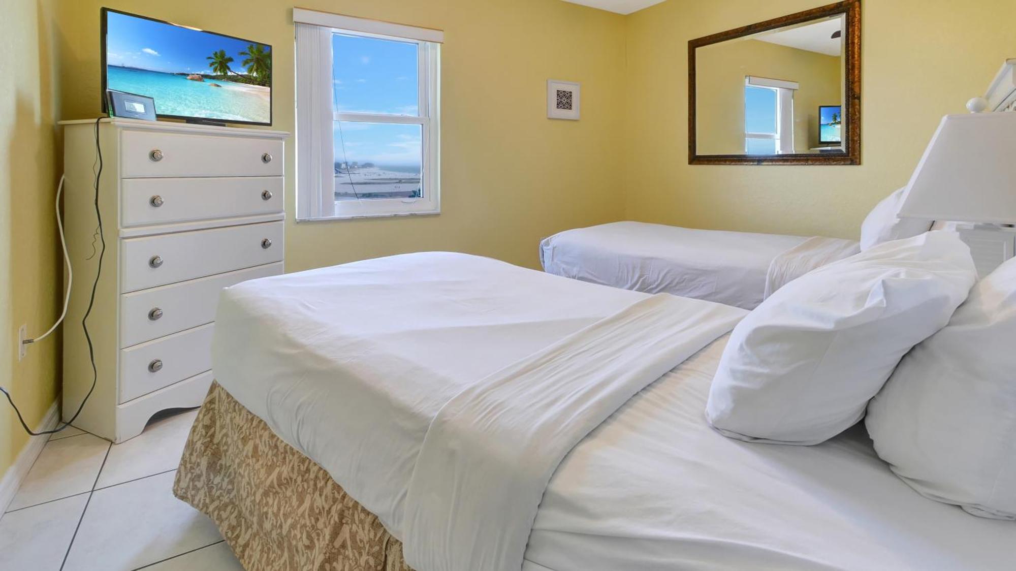 South Beach Oceanfront Resort St. Pete Beach Extérieur photo