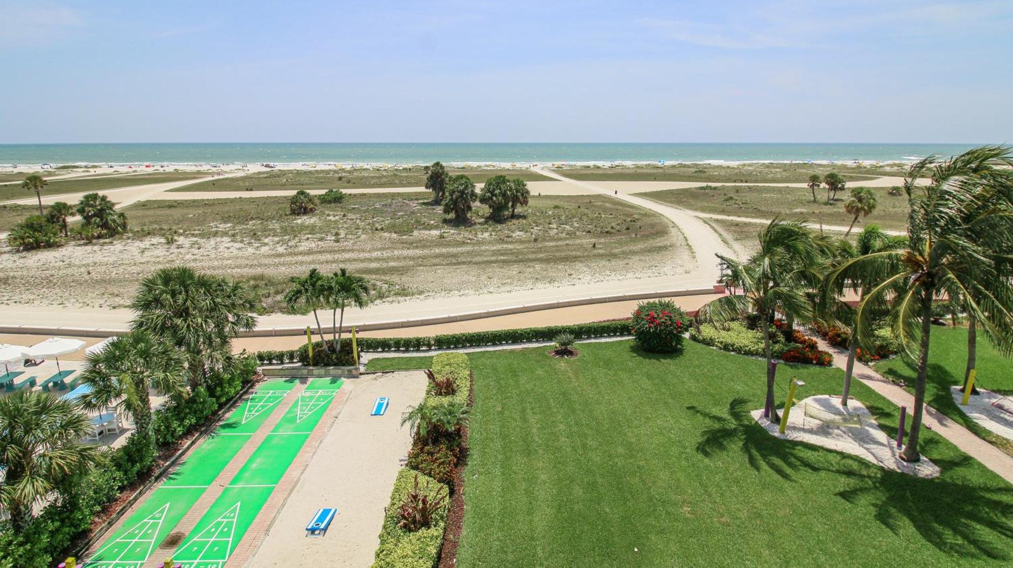 South Beach Oceanfront Resort St. Pete Beach Extérieur photo