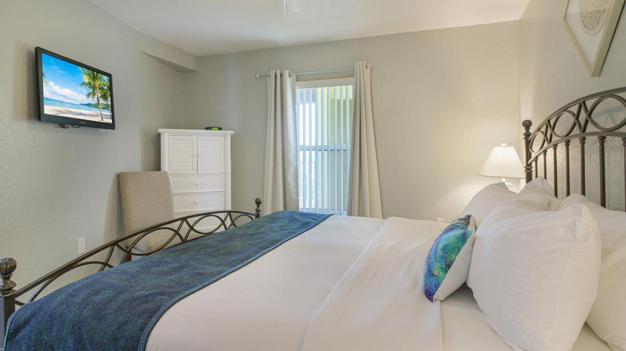 South Beach Oceanfront Resort St. Pete Beach Extérieur photo