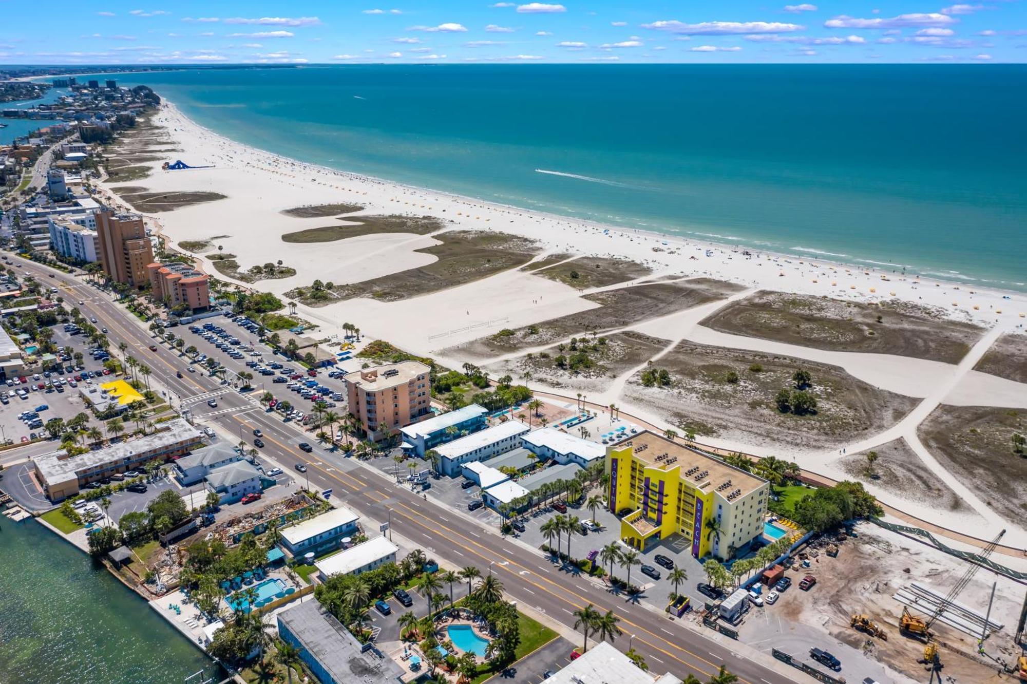 South Beach Oceanfront Resort St. Pete Beach Chambre photo