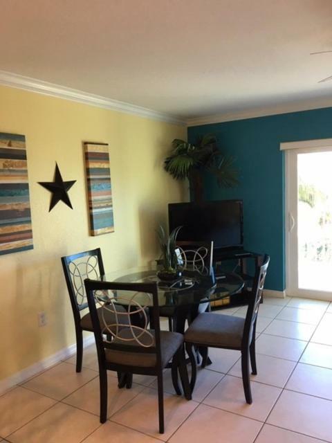 South Beach Oceanfront Resort St. Pete Beach Extérieur photo